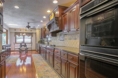 Double ovens here!