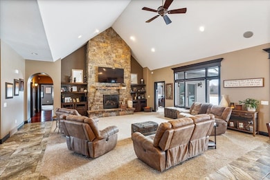 9073 Richfield Dr, Marshfield, WI 54449 - photo 6