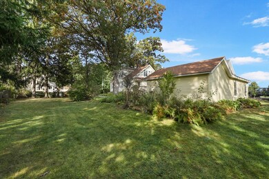 22 Shirley St, Auburn, MA 01501 - photo 4