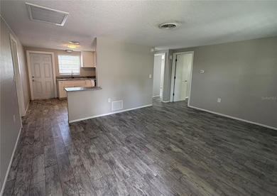 302 Colonia Ln E, Nokomis, FL 34275 - photo 2