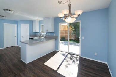 1407 NE Talon Ct_0014 copy