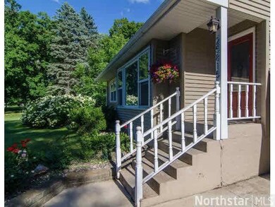 25815 25815 Wild Rose Ln, Shorewood, MN 55331 - photo 3