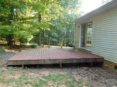 1605 Staleys Farm Rd, Asheboro, NC 27205 - photo 6