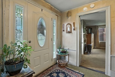 5 Circle St, Templeton, MA 01468 - photo 2