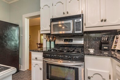 Kitchen 5