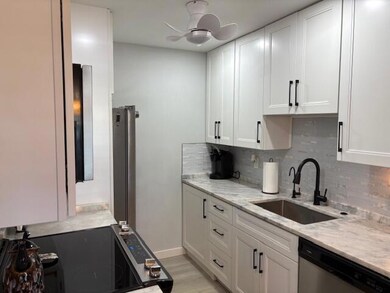 1015 Cornwall A unit 1015, Boca Raton, FL 33434 - photo 2