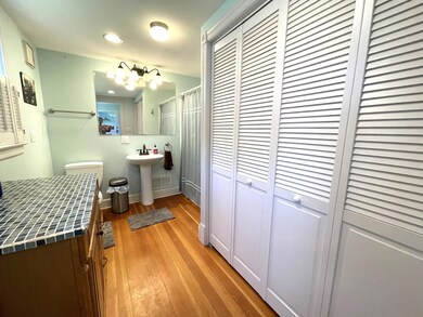 Main floor bath