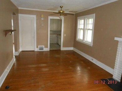 2300 Beal Ave, Lansing, MI 48910 - photo 4