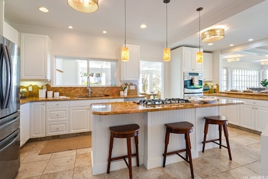 1018 Mokulua Dr, Kailua, HI 96734 - photo 7