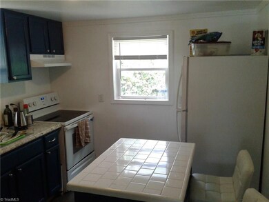 508 N Chatham Ave, Siler City, NC 27344 - photo 5