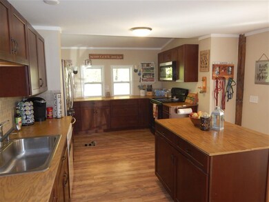 182 Quechee Hartland Rd, White River Junction, VT 05001 - photo 6