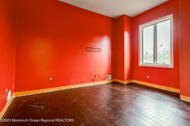11_22SinclairBlvd_53_Den_HiRes