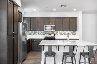 12745 N Watt Ln unit E, Sylmar, CA 91342 - photo 6