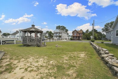 3616 Main St, Chincoteague Island, VA 23336 - photo 5