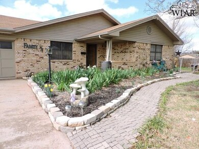 3912 Cynthia Ln, Wichita Falls, TX 76302 - photo 2