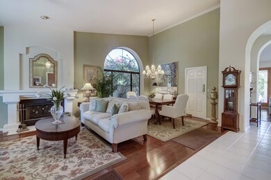1510 W Emerald Key Ct-7