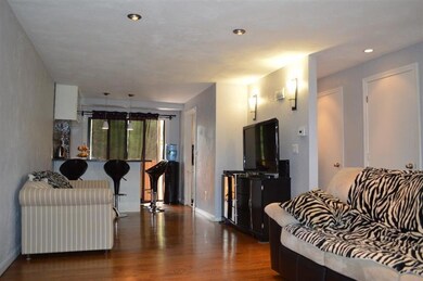 329 W Main St unit 11, Hyannis, MA 02601 - photo 5