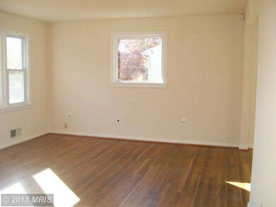 1208 Stratwood Ave, Oxon Hill, MD 20745 - photo 6