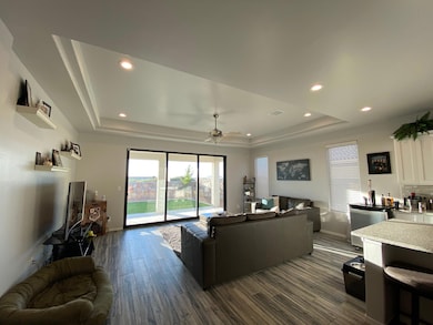 1073 Shields St, El Paso, TX 79928 - photo 6