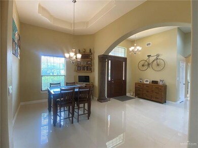 2301 W Jordan Dr, Edinburg, TX 78539 - photo 4