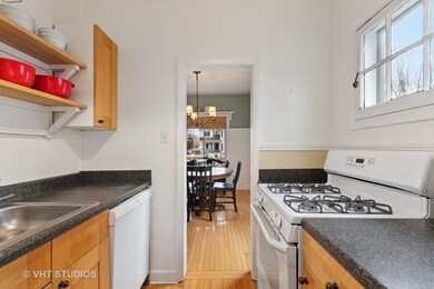 1041 N Webster St, Naperville, IL 60563 - photo 6