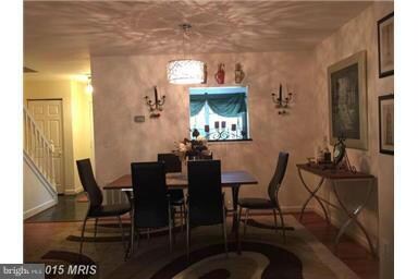 3221 Tranquility Ln, Herndon, VA 20171 - photo 3