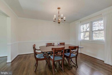 12617 Viewside Dr, North Potomac, MD 20878 - photo 6