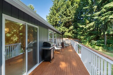 17505 Scenic Shores Ct SE, Yelm, WA 98597 - photo 5