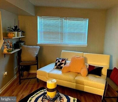 9697 Hagel Cir unit 40/A, Lorton, VA 22079 - photo 3