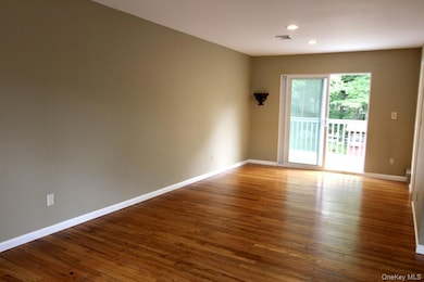 6 Highridge Rd, West Harrison, NY 10604 - photo 2