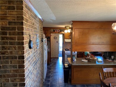 315 Chaffin Rd, Iva, SC 29655 - photo 6