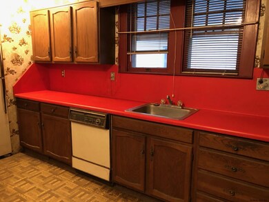 25 Cuthbert St, Schenectady, NY 12302 - photo 7