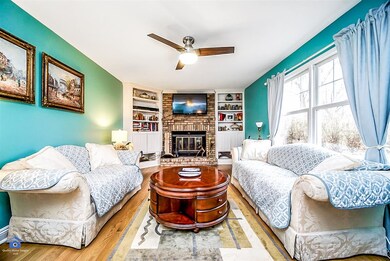 299 Saw Mill Rd, Naperville, IL 60565 - photo 7