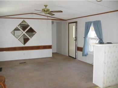 19 Roland Dr, Allenstown, NH 03275 - photo 5