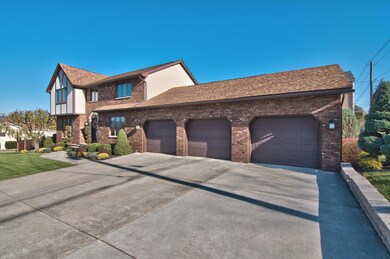 421 Campbell St, Scranton, PA 18505 - photo 2