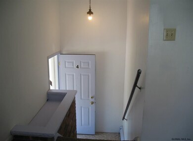 210 Mcclellan St unit 4, Schenectady, NY 12304 - photo 4