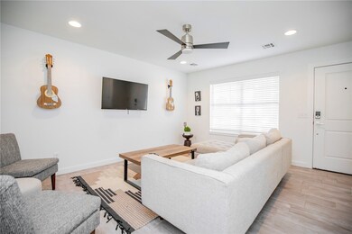 1432 S B St, Rogers, AR 72756 - photo 2