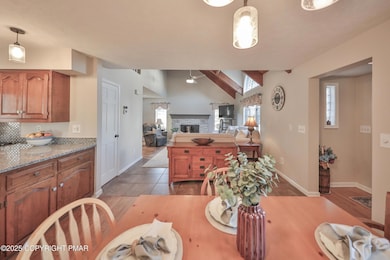 319 W Windsor Rd, Saylorsburg, PA 18353 - photo 6