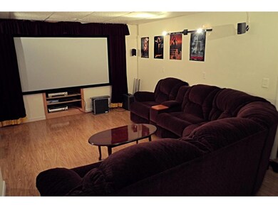 1 Sunflower Ln, Londonderry, NH 03053 - photo 5