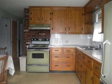 14 Stillwater Rd, Methuen, MA 01844 - photo 4