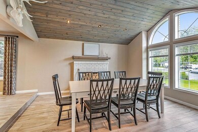 901 Pittview Ct, Central Point, OR 97502 - photo 5