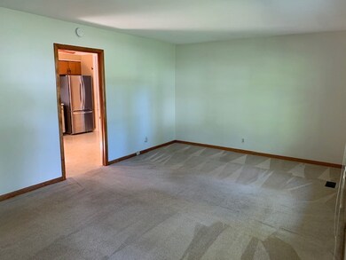 517 Lowry St, Manchester, TN 37355 - photo 6