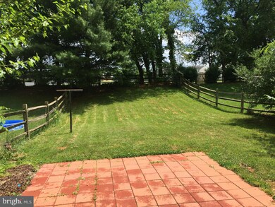 160 Stonegate Dr, Frederick, MD 21702 - photo 4