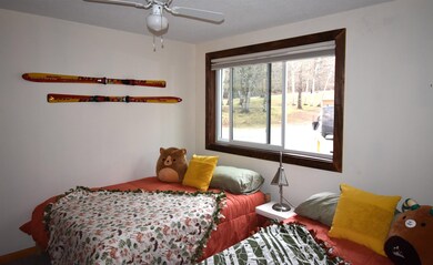 8 Streamside Rd unit 3, Campton, NH 03223 - photo 6