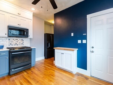 17 Wyvern St unit 1, Roslindale, MA 02131 - photo 3