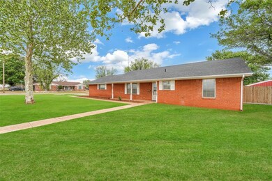 Corner Lot! Ranch-style Home with a front yard, pr