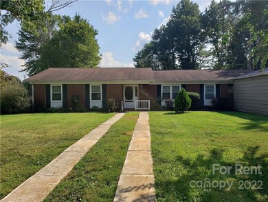 112 Evergreen Woods Rd, Statesville, NC 28625 - photo 2