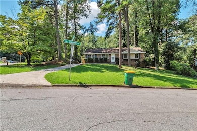 484 Evergreen Dr, Forest Park, GA 30297 - photo 2