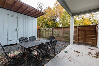 1402 Wichman St, Houston, TX 77007 - photo 3