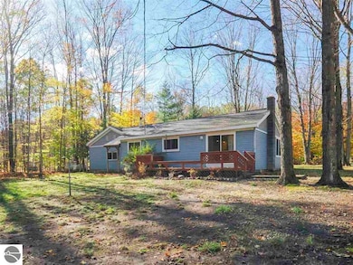 5746 Six Mile Lake Rd, Ellsworth, MI 49729 - photo 5